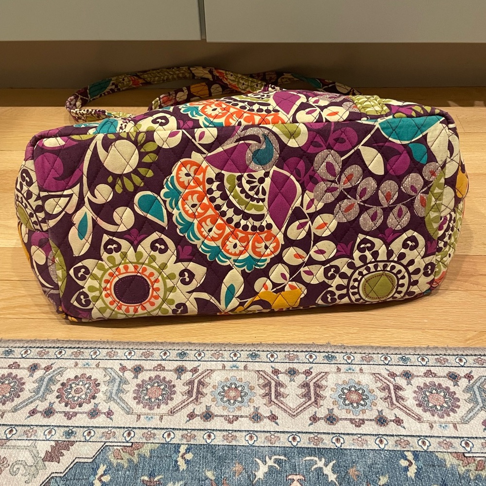 Vera Bradley Medium Size Tote - Picture 6 of 10